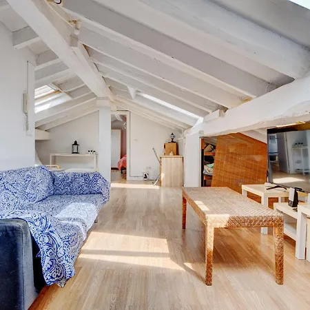 Preciosa Buhardilla En Centro *