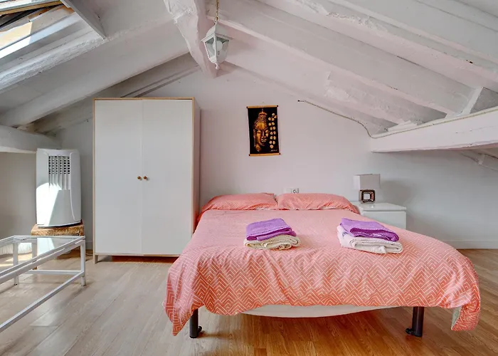 Preciosa Buhardilla En Centro アパート オンダリビア