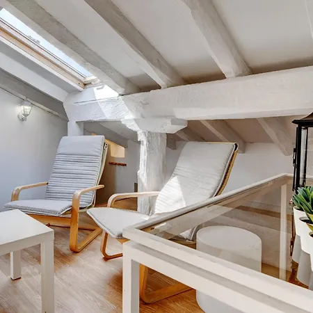 Apartment Preciosa Buhardilla En Centro Hondarribia