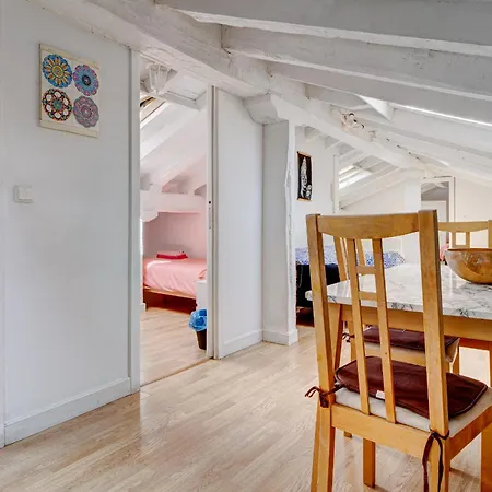 Apartament Preciosa Buhardilla En Centro