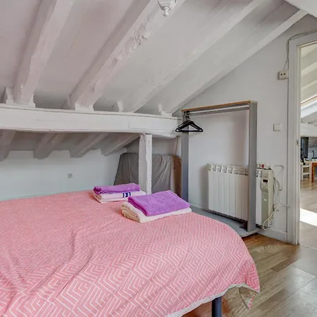 Preciosa Buhardilla En Centro