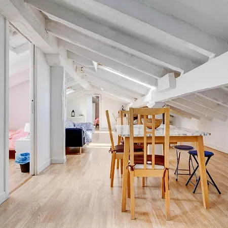 Preciosa Buhardilla En Centro Διαμέρισμα