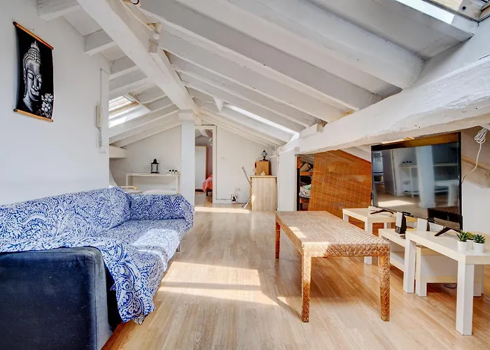 Preciosa Buhardilla En Centro *