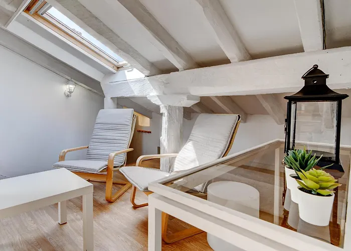 דירה Preciosa Buhardilla En Centro הונדאריבה