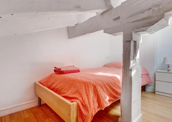 דירה Preciosa Buhardilla En Centro *